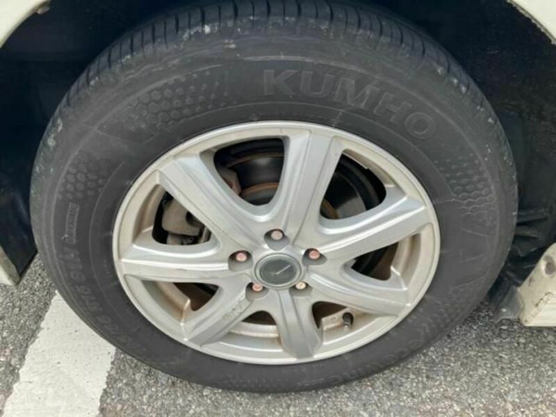 PRIUS-4
