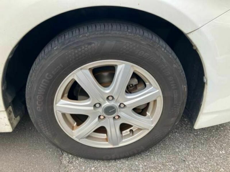 PRIUS-5