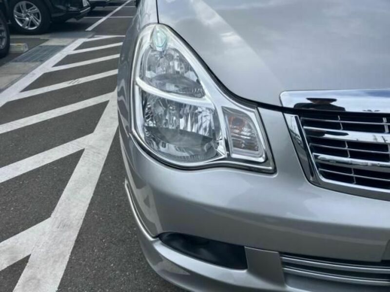 BLUEBIRD SYLPHY-4