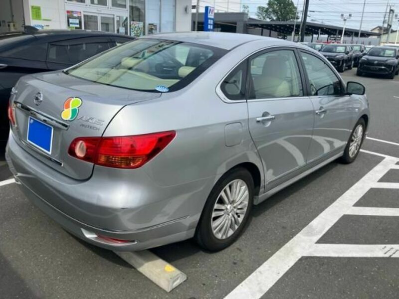 BLUEBIRD SYLPHY-8