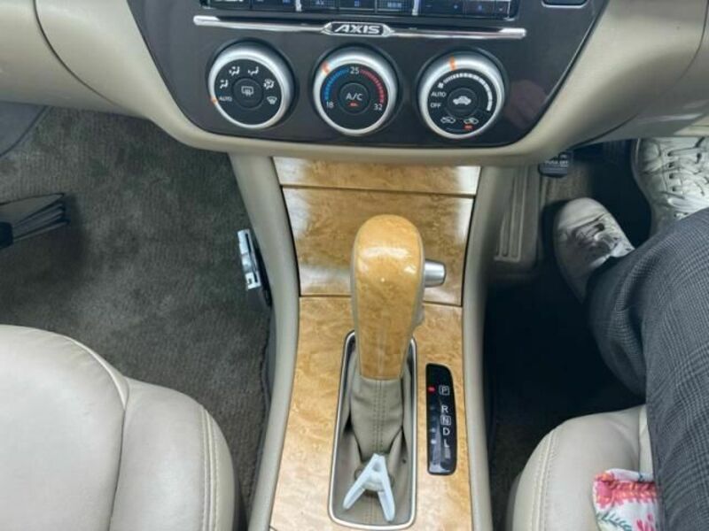 BLUEBIRD SYLPHY-25