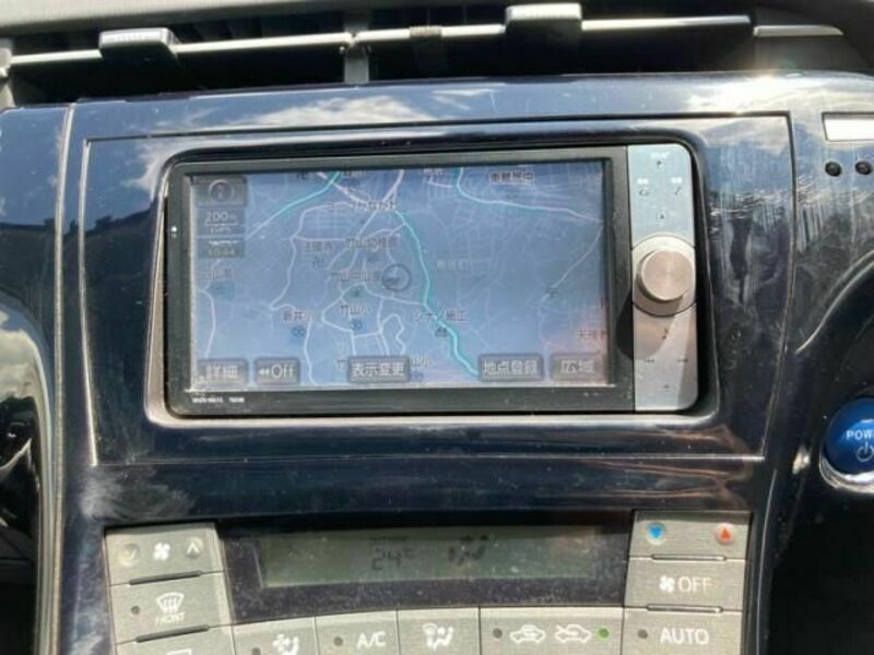 PRIUS-16