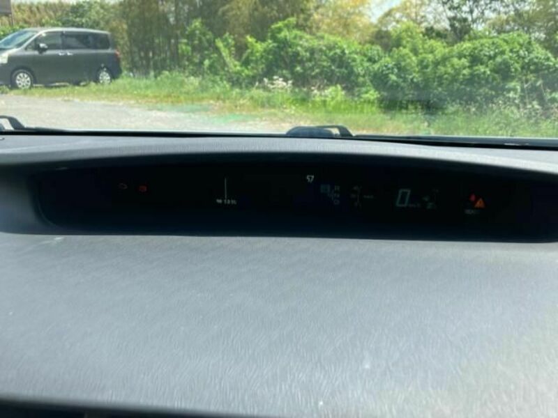 PRIUS-18