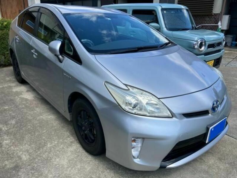 PRIUS-3