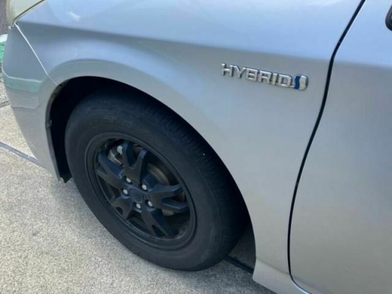 PRIUS-10