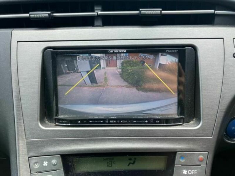 PRIUS-17