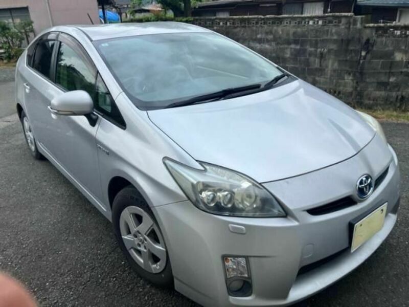 PRIUS-1
