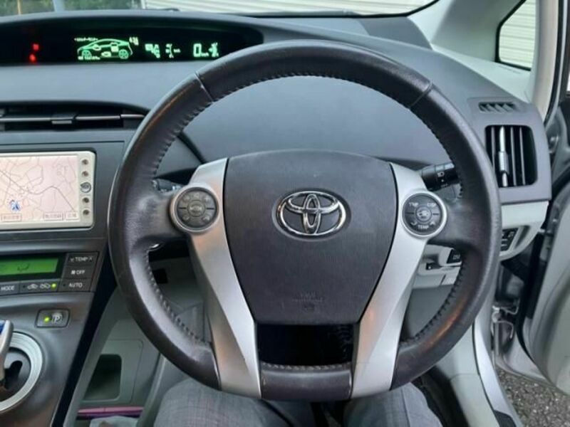 PRIUS-19