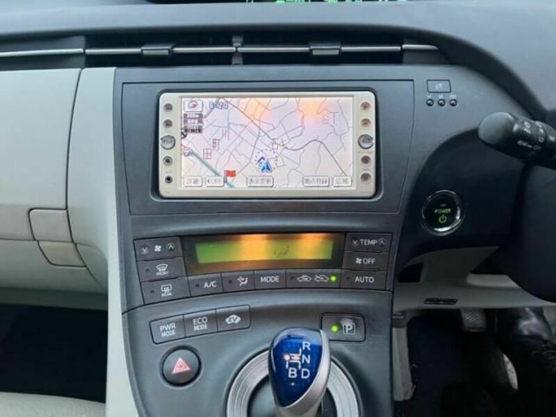 PRIUS-22