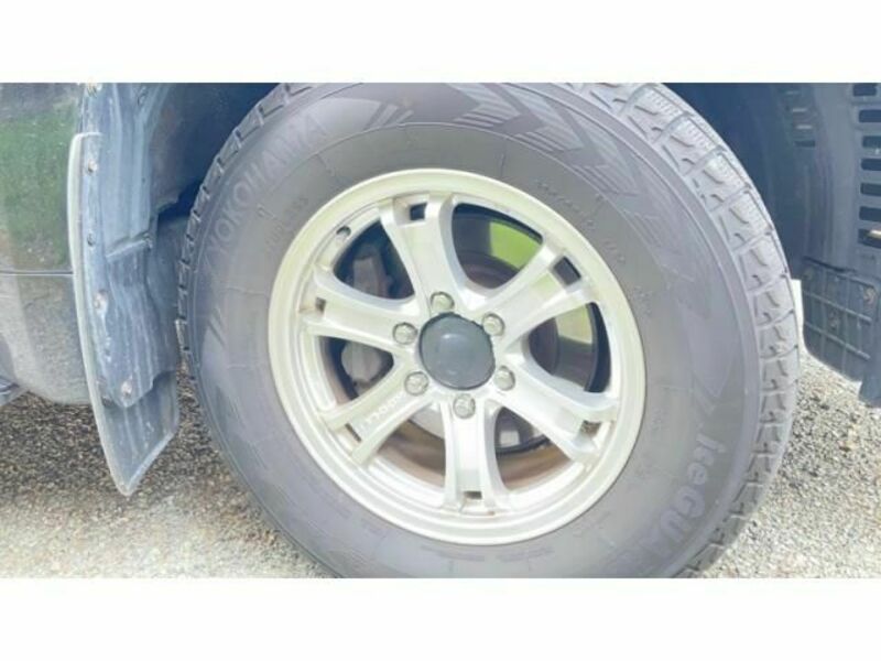 LAND CRUISER PRADO-12