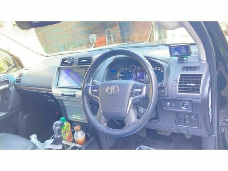 LAND CRUISER PRADO-14