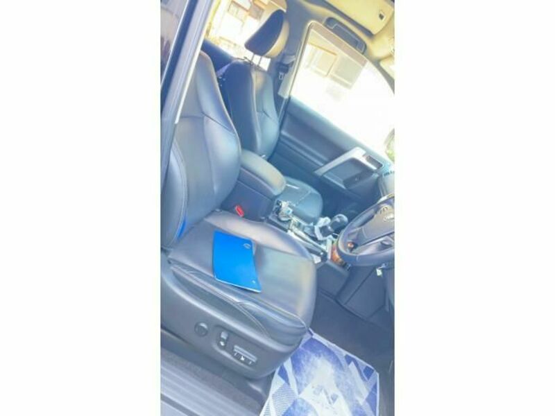 LAND CRUISER PRADO-15