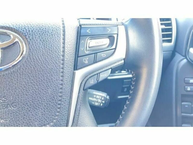 LAND CRUISER PRADO-19
