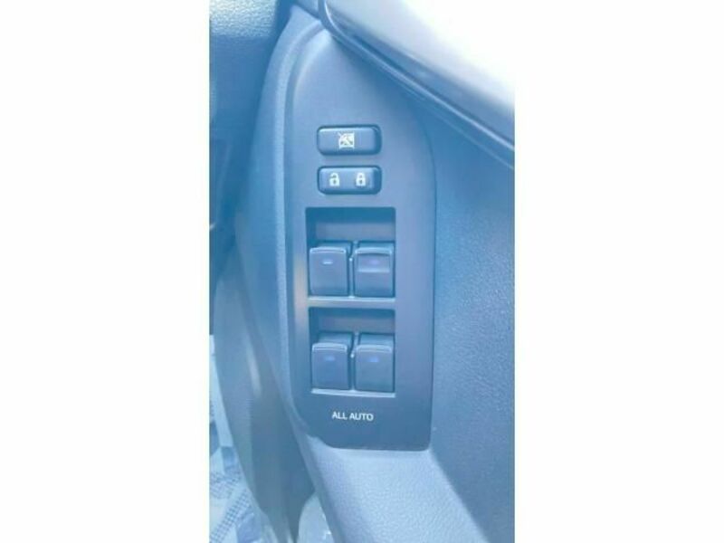 LAND CRUISER PRADO-24