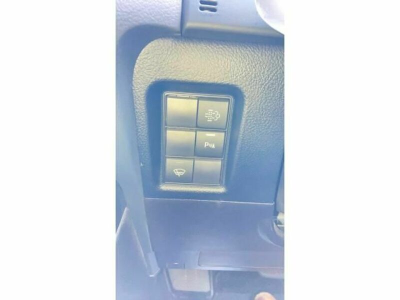 LAND CRUISER PRADO-26