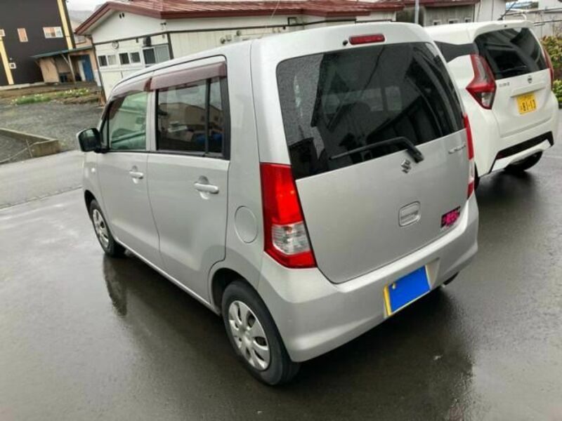 WAGON R-6
