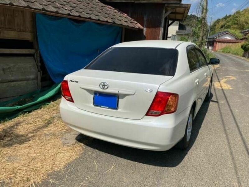 COROLLA AXIO