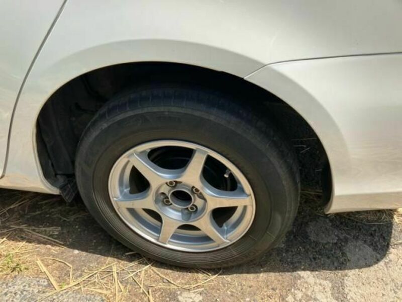 COROLLA AXIO