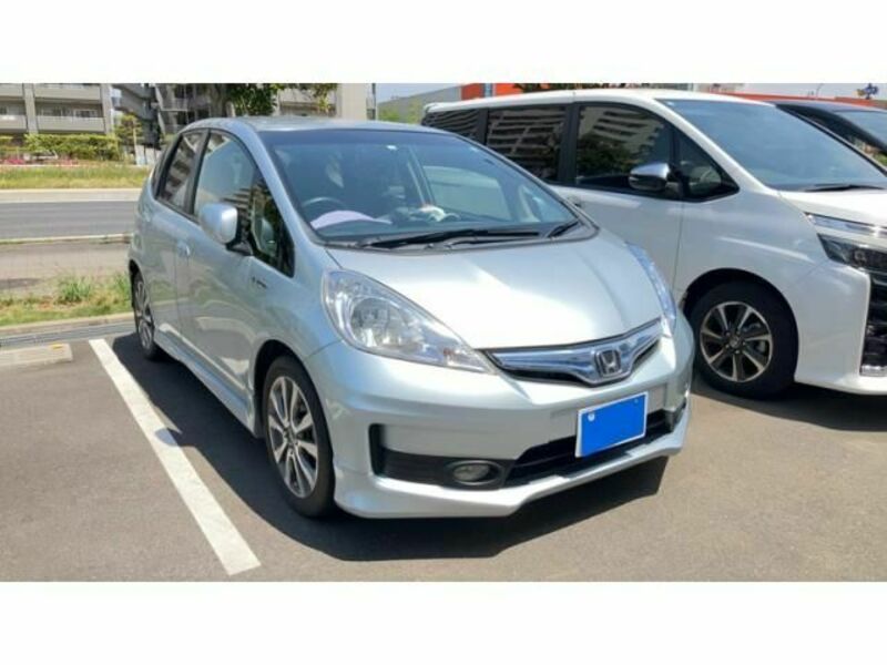 FIT HYBRID-1