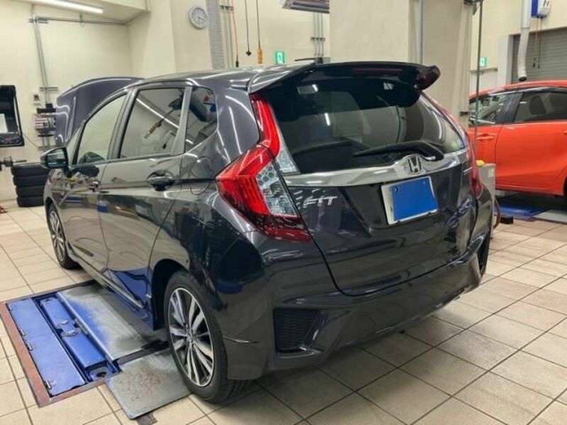 FIT HYBRID