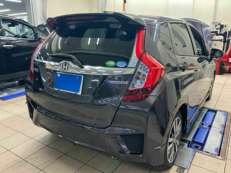 FIT HYBRID