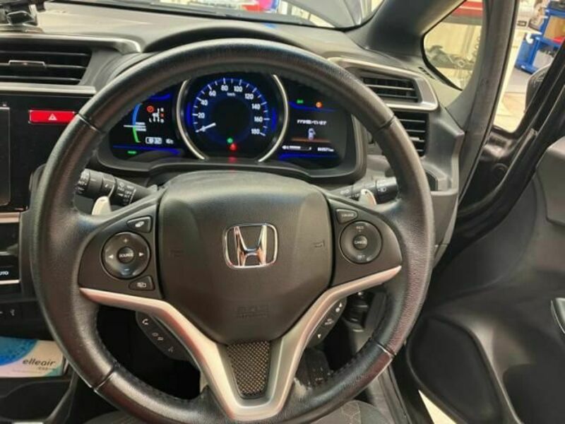 FIT HYBRID
