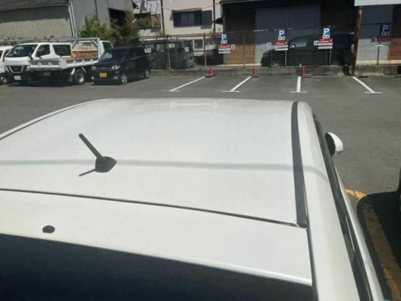 PRIUS-6