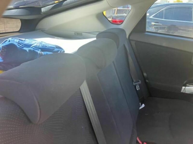 PRIUS-10