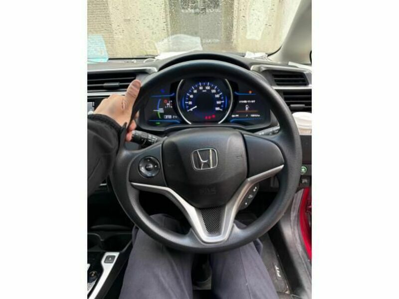 FIT HYBRID