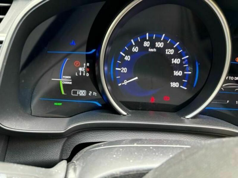 FIT HYBRID