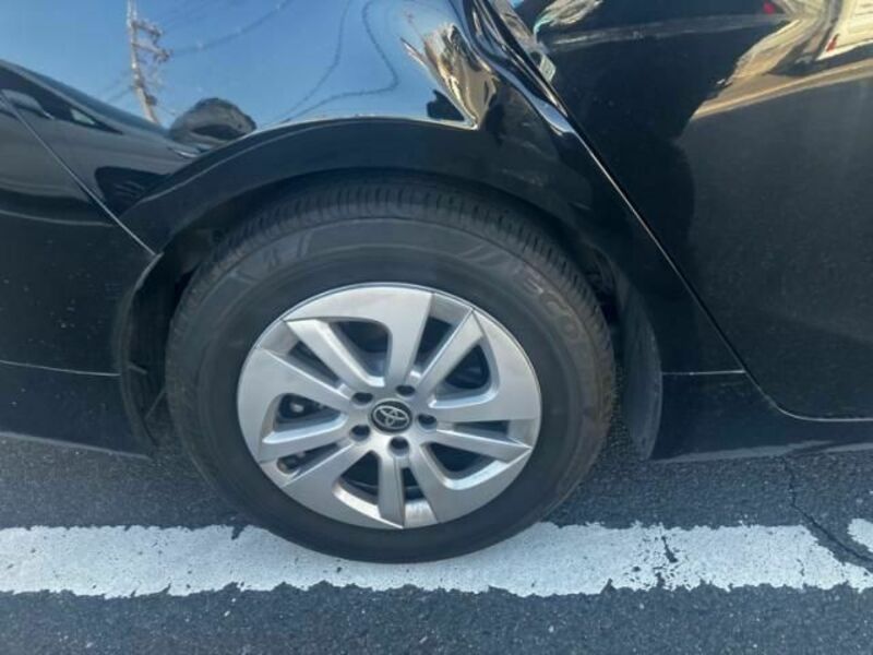 PRIUS-4