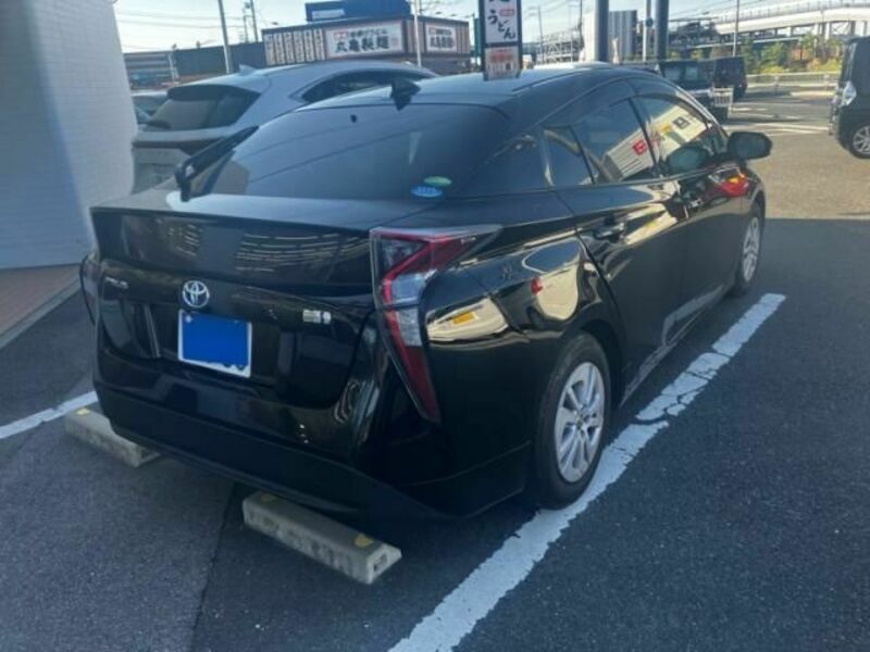 PRIUS-6