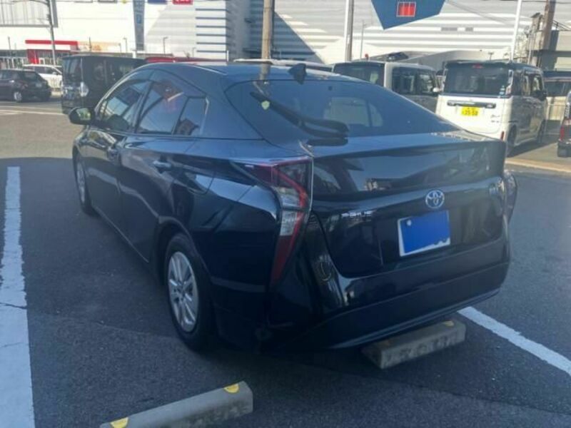 PRIUS-7