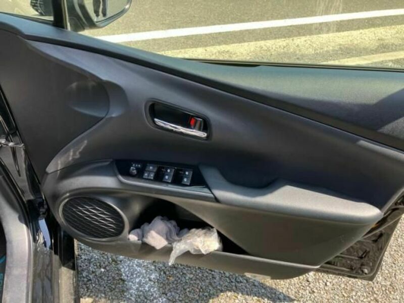 PRIUS-5