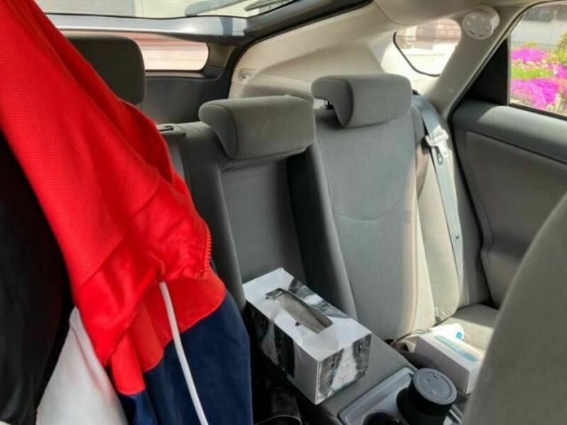PRIUS-12