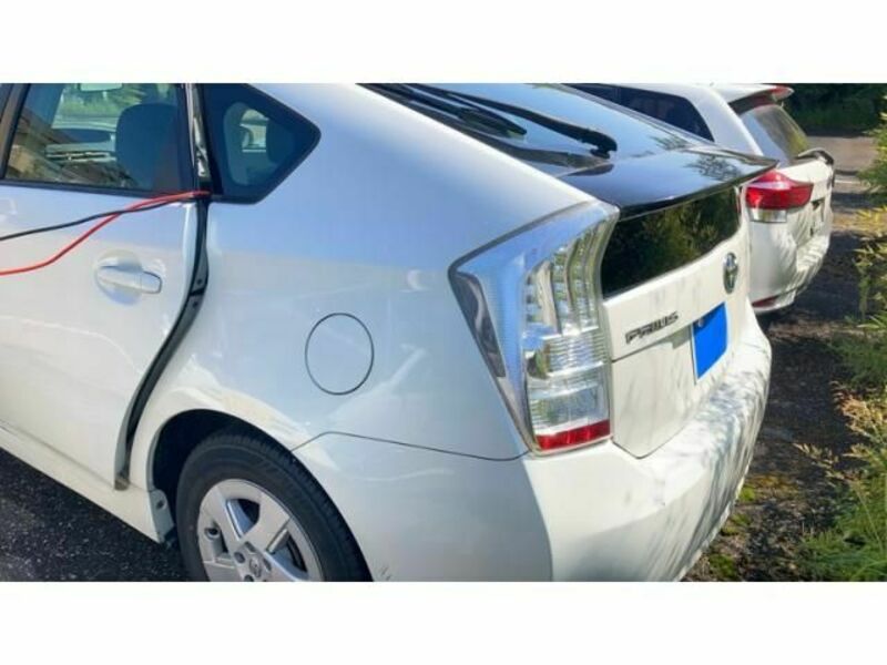 PRIUS-7