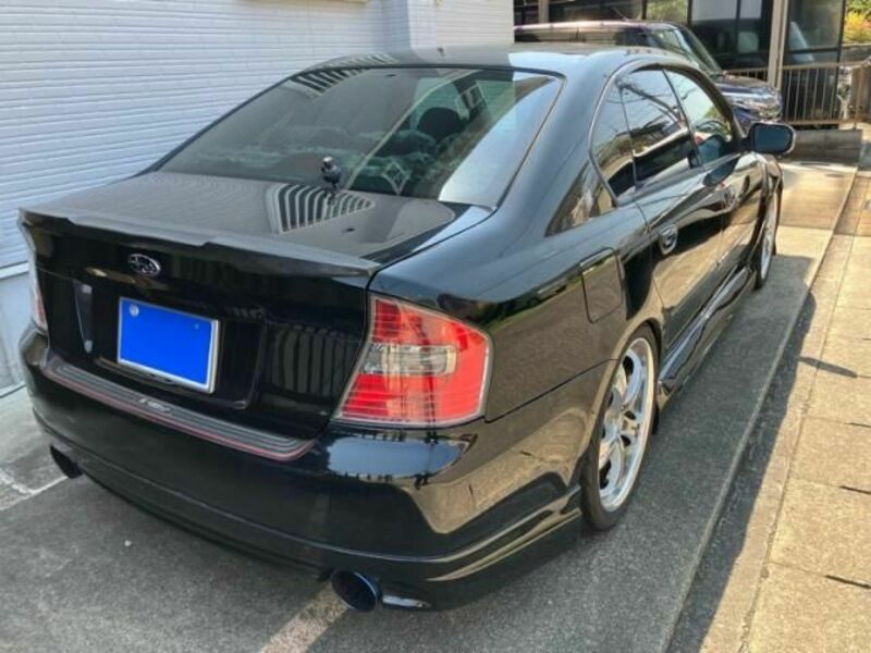 LEGACY B4