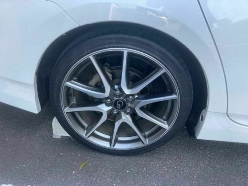 PRIUS-7