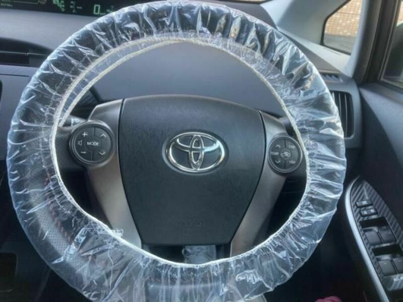 PRIUS-18