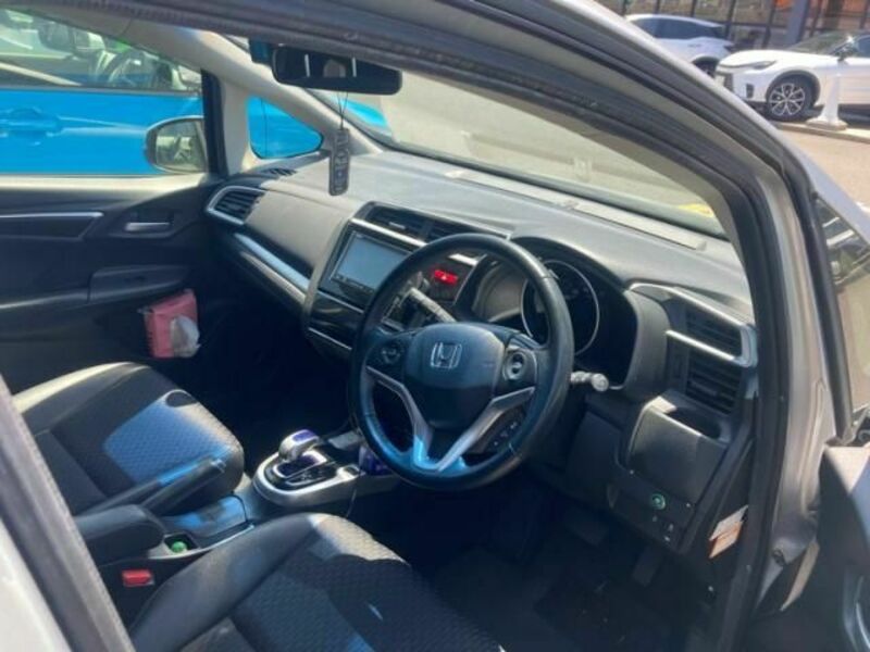 FIT HYBRID