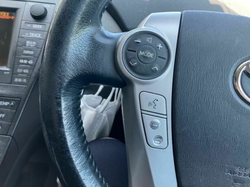 PRIUS-24