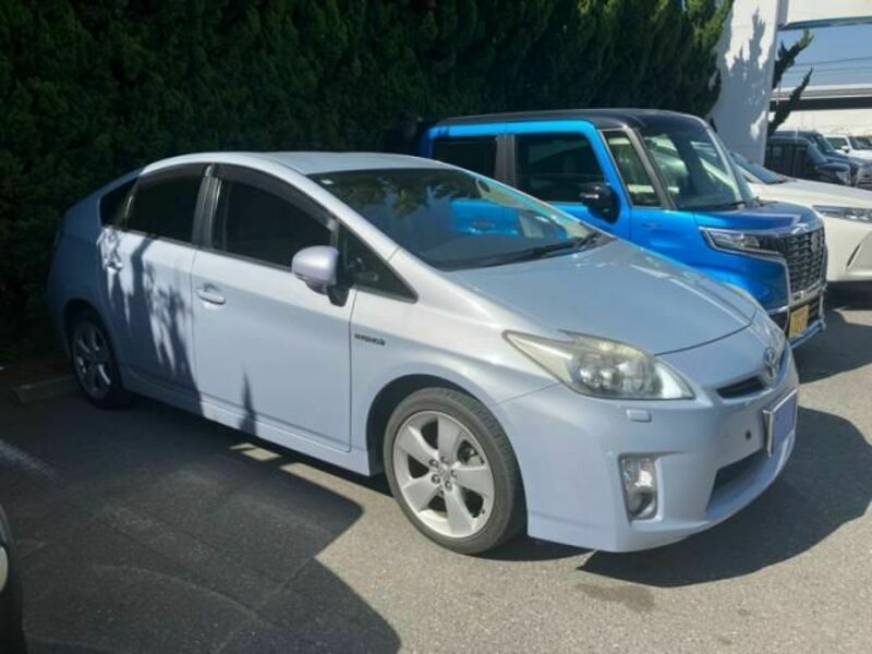PRIUS-1