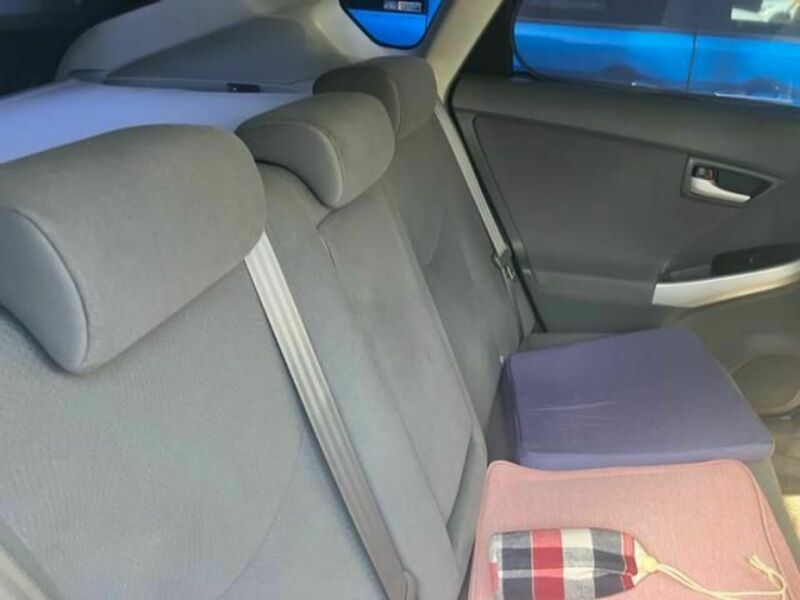 PRIUS-22