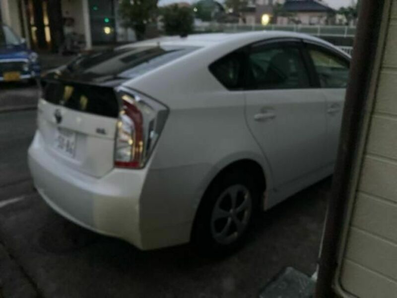 PRIUS-3