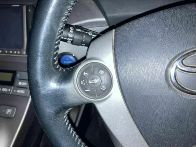 PRIUS-18