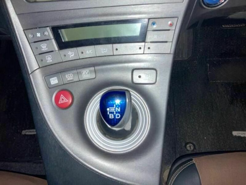 PRIUS-20