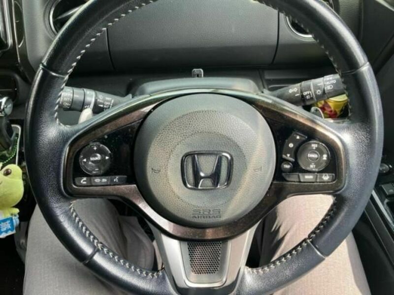 N BOX CUSTOM-12