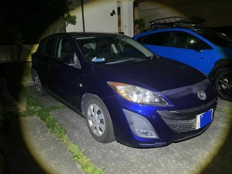 MAZDA AXELA SPORTS