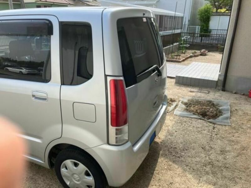 WAGON R-14