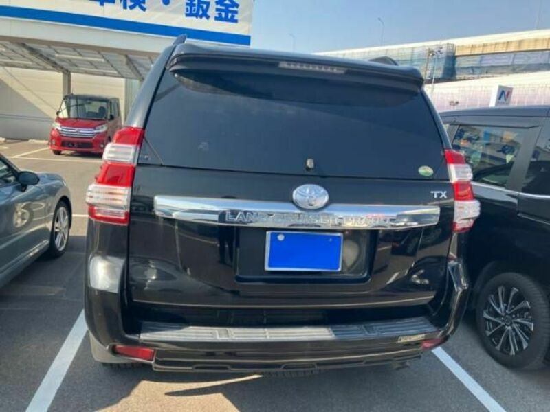 LAND CRUISER PRADO-3